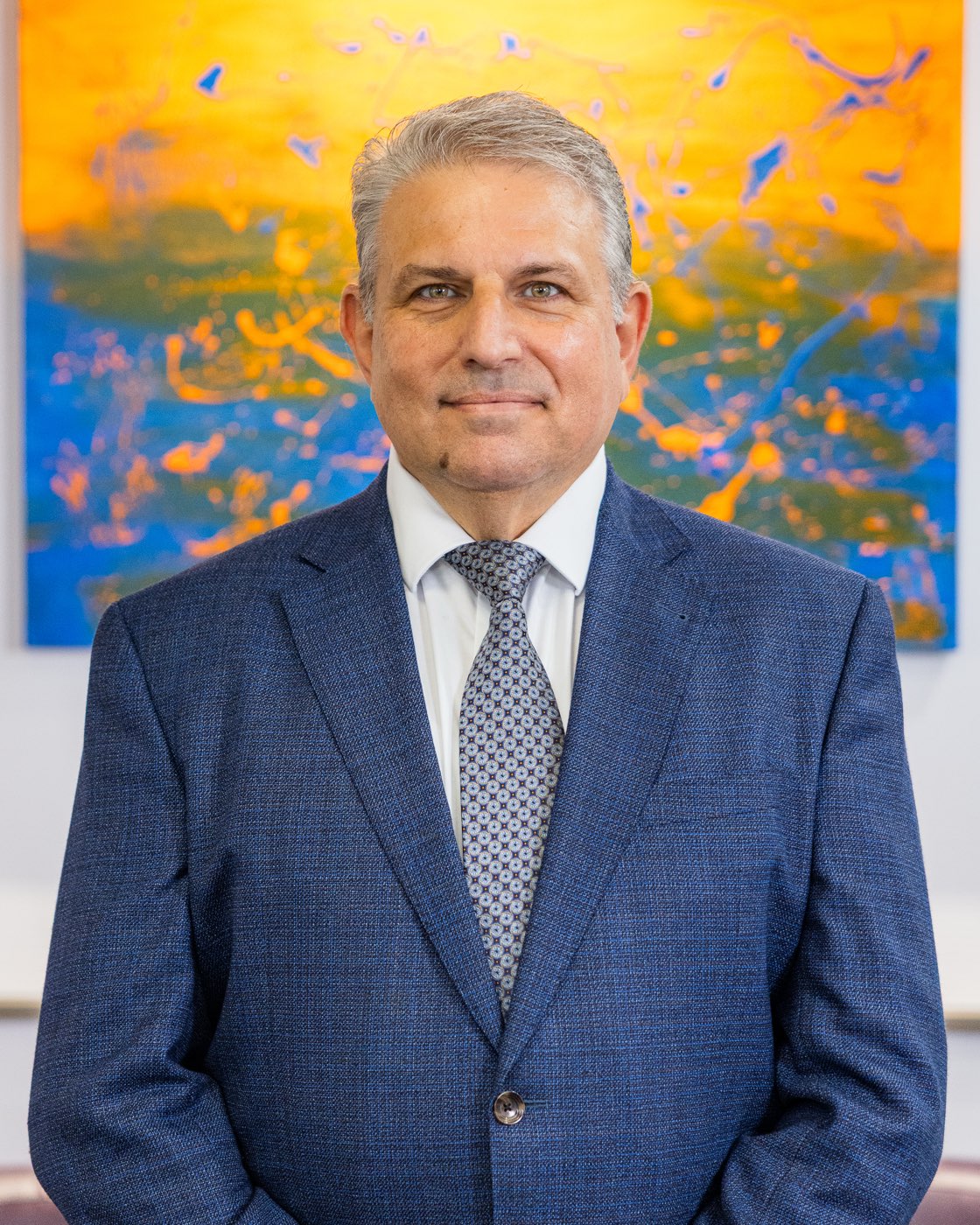 Dr. Georges Sioufi